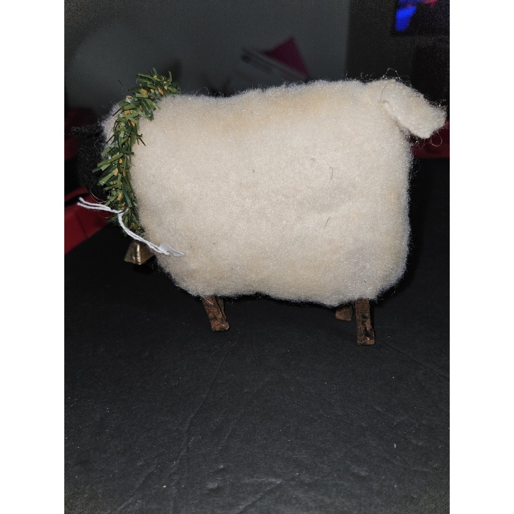 Needle Felted Lamb Metal Legs‎ 6x4 NWOT - Picture 2 of 3